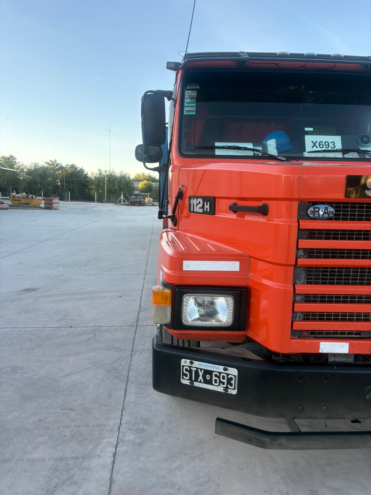 Camión Scarella frontal